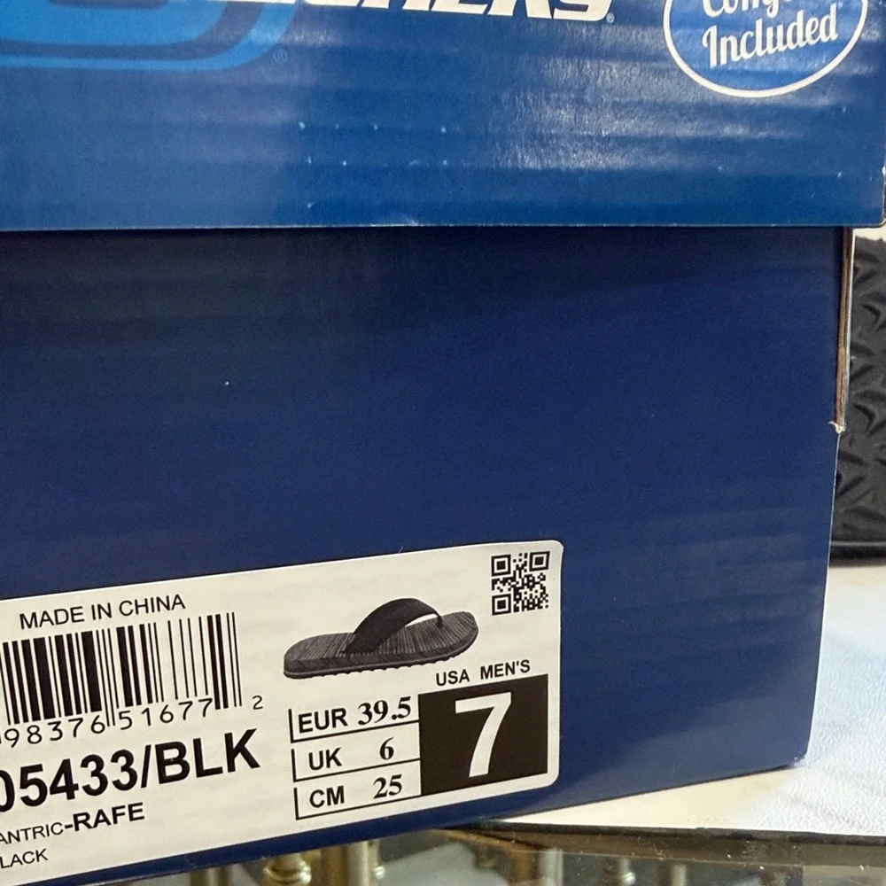 NEW Skechers tantric rafe Men's Flip-Flops sz 7 men’s / 8.5 wome